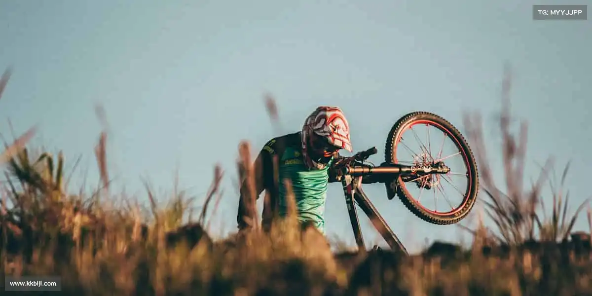 <strong>优游UB8公司</strong>🥊汗水是勋章，坚持是信仰！首页 banner，为每一个拼搏的你打 call！